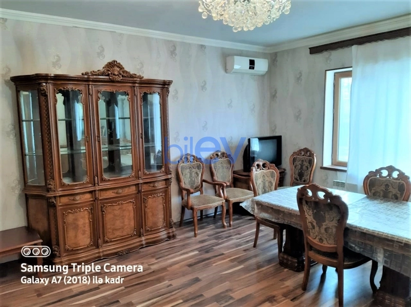 Aylıq Kirayə 3 otaqlı Həyət evi  90m², Bakı