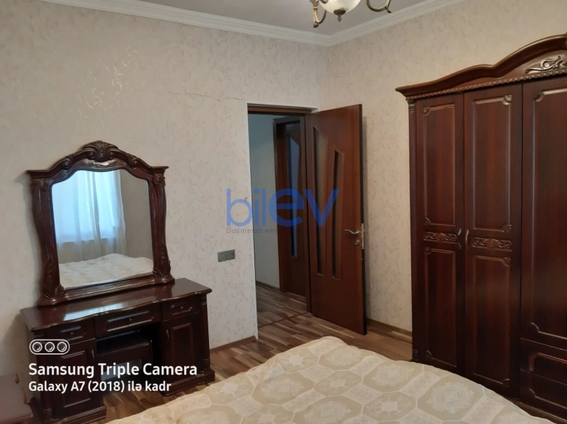 Aylıq Kirayə 3 otaqlı Həyət evi  90m², Bakı