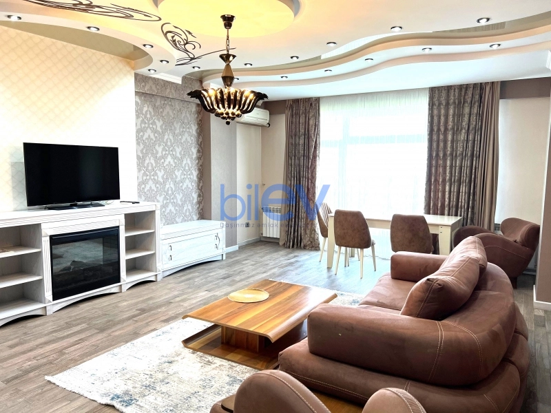 Aylıq Kirayə 4 otaqlı Yeni Tikili bina evi  150m², Bakı