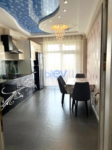 Aylıq Kirayə 4 otaqlı Yeni Tikili bina evi  150m², Bakı