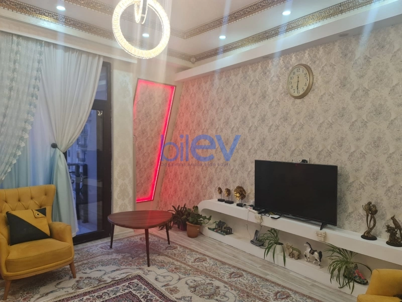 Aylıq Kirayə 3 otaqlı Yeni Tikili bina evi  110m², Bakı