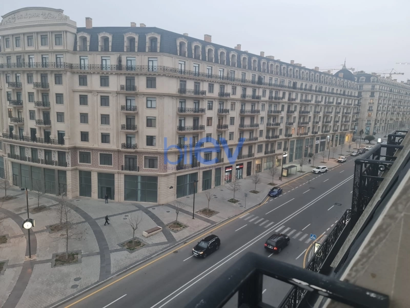Aylıq Kirayə 3 otaqlı Yeni Tikili bina evi  110m², Bakı