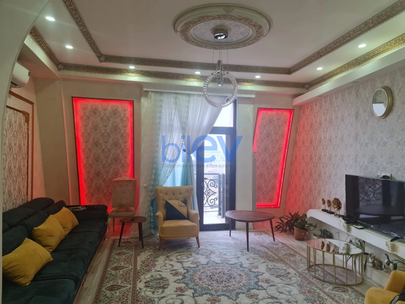 Aylıq Kirayə 3 otaqlı Yeni Tikili bina evi  110m², Bakı