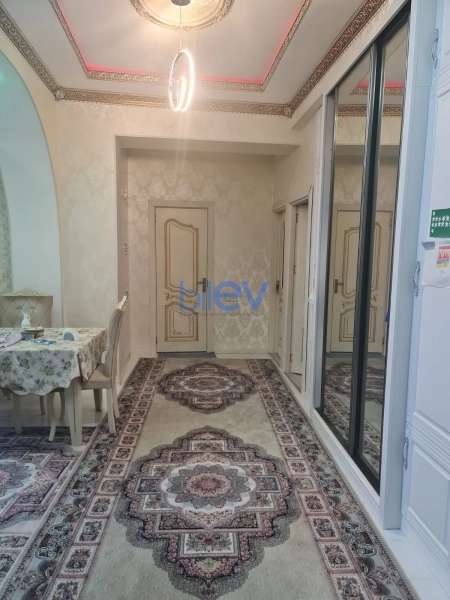 Aylıq Kirayə 3 otaqlı Yeni Tikili bina evi  110m², Bakı