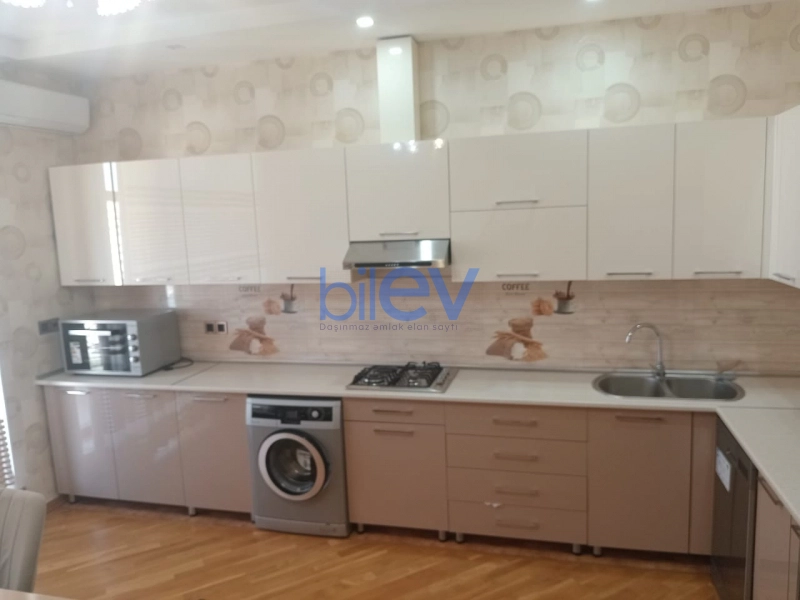 Aylıq Kirayə 3 otaqlı Yeni Tikili bina evi  125m², Bakı