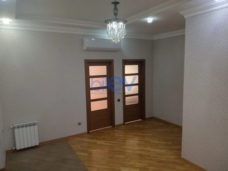 Aylıq Kirayə 3 otaqlı Yeni Tikili bina evi  125m², Bakı
