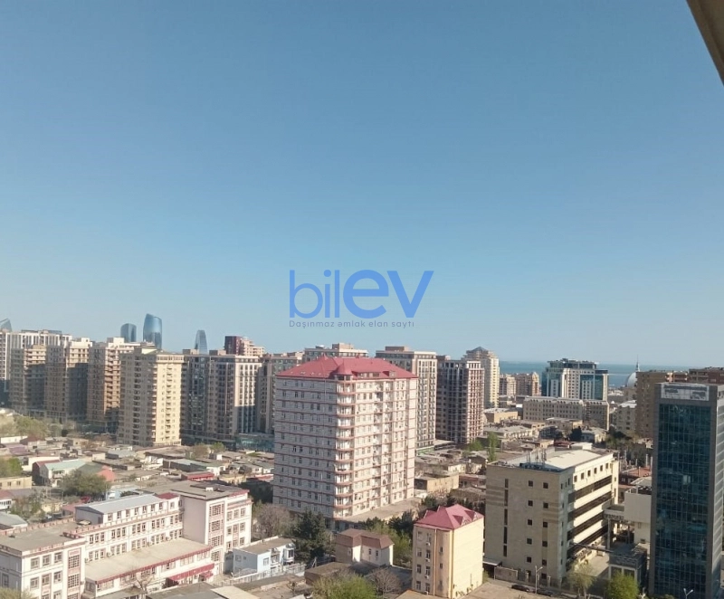 Aylıq Kirayə 3 otaqlı Yeni Tikili bina evi  125m², Bakı