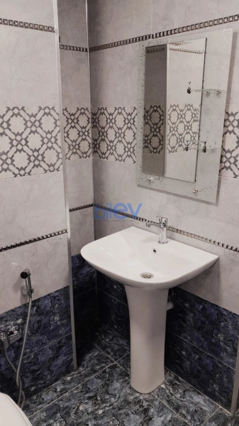 Aylıq Kirayə 2 otaqlı Yeni Tikili bina evi  60m², Bakı