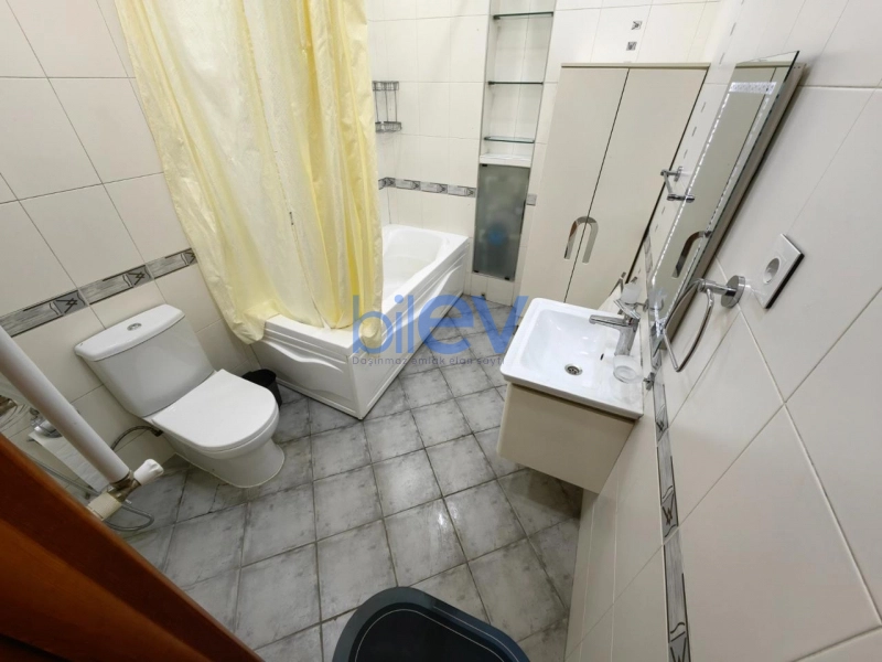 Aylıq Kirayə 4 otaqlı Yeni Tikili bina evi  156m², Bakı
