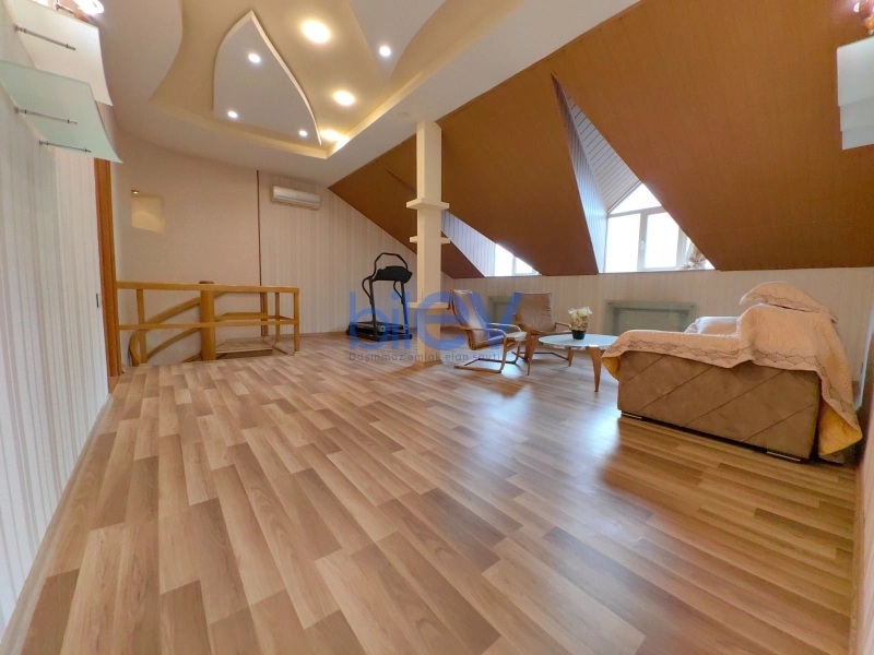 Aylıq Kirayə 4 otaqlı Yeni Tikili bina evi  156m², Bakı