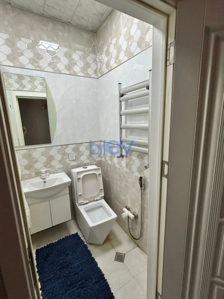 Aylıq Kirayə 2 otaqlı Yeni Tikili bina evi  65m², Bakı