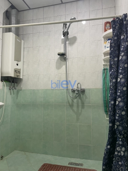 Satış 3 otaqlı Köhnə Tikili bina evi  72m², Bakı