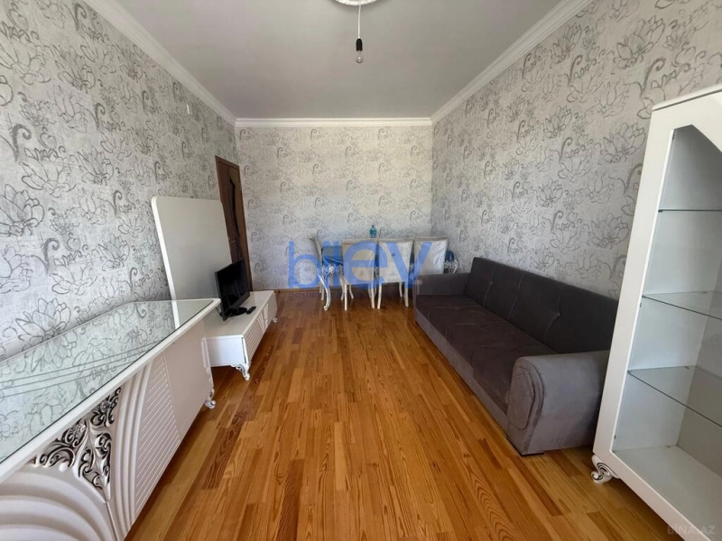 Aylıq Kirayə 2 otaqlı Köhnə Tikili bina evi  60m², Bakı
