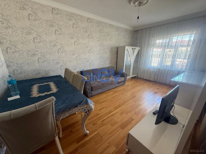 Aylıq Kirayə 2 otaqlı Köhnə Tikili bina evi  60m², Bakı