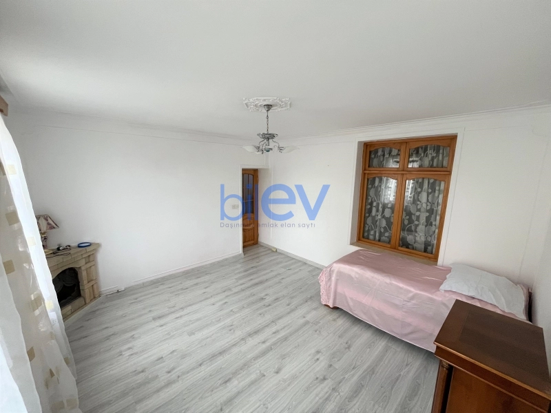 Aylıq Kirayə 3 otaqlı Köhnə Tikili bina evi  85m², Bakı