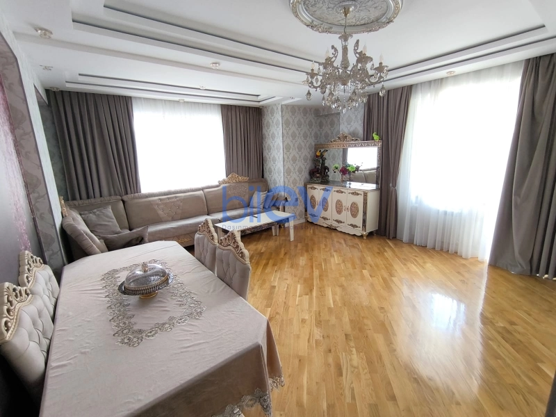 Aylıq Kirayə 3 otaqlı Yeni Tikili bina evi  111m², Bakı