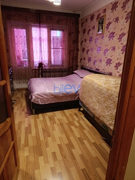Satış 2 otaqlı Köhnə Tikili bina evi  60m², Bakı
