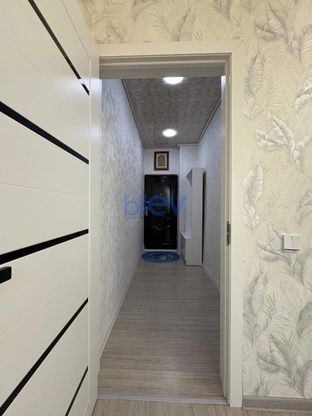 Satış 2 otaqlı Köhnə Tikili bina evi  40m², Bakı