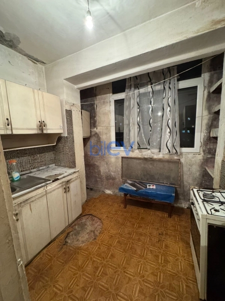 Satış 2 otaqlı Köhnə Tikili bina evi  62m², Bakı
