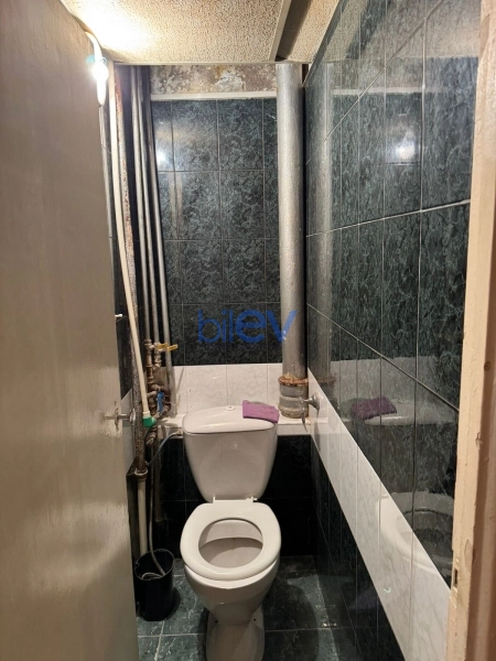 Satış 2 otaqlı Köhnə Tikili bina evi  62m², Bakı