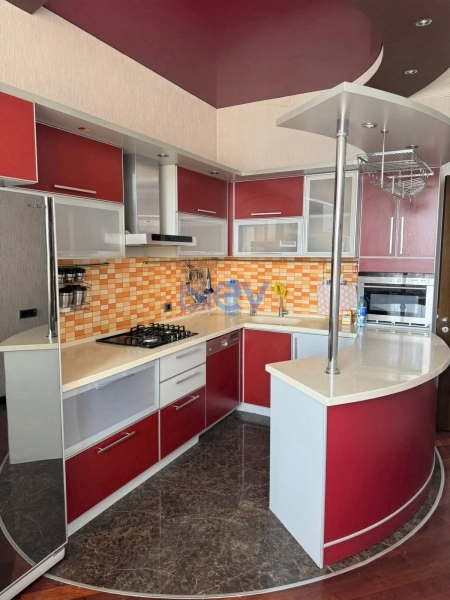 Aylıq Kirayə 3 otaqlı Yeni Tikili bina evi  172m², Bakı