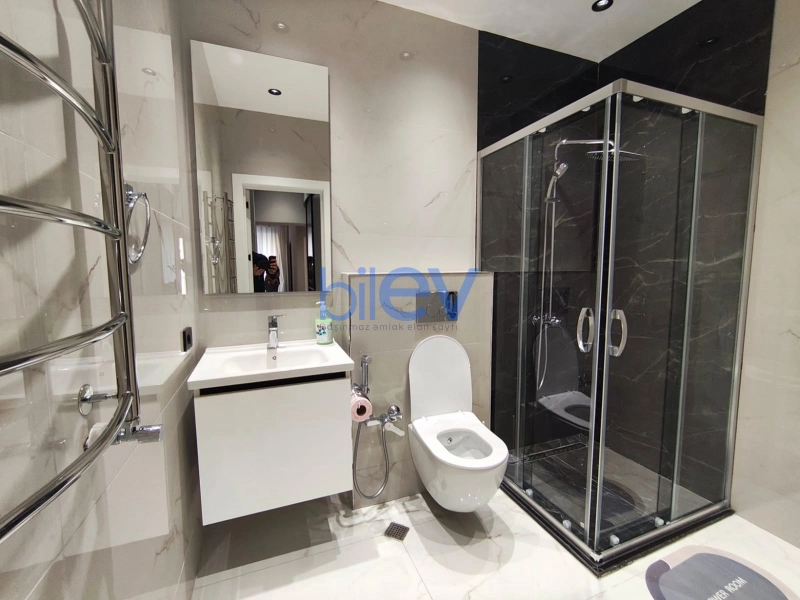 Aylıq Kirayə 2 otaqlı Yeni Tikili bina evi  80m², Bakı