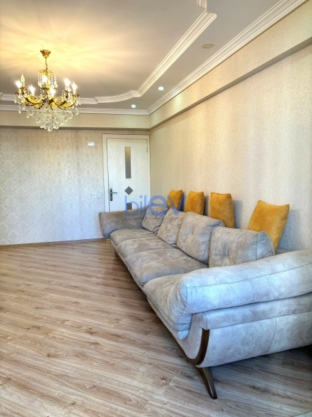 Aylıq Kirayə 2 otaqlı Köhnə Tikili bina evi  52m², Bakı