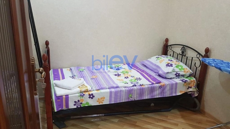 Aylıq Kirayə 4 otaqlı Köhnə Tikili bina evi  80m², Bakı