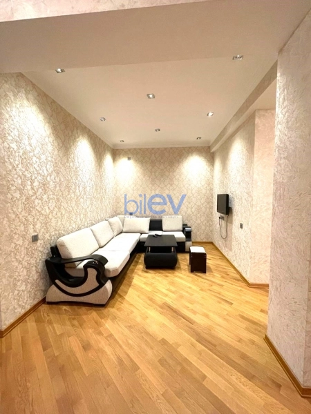 Aylıq Kirayə 2 otaqlı Yeni Tikili bina evi  70m², Bakı