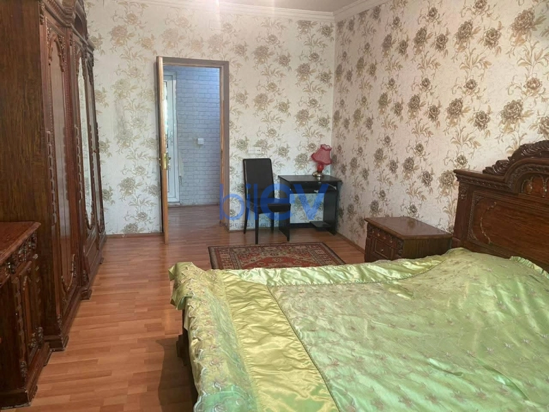 Aylıq Kirayə 2 otaqlı Köhnə Tikili bina evi  60m², Bakı
