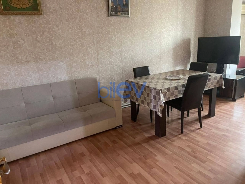 Aylıq Kirayə 2 otaqlı Köhnə Tikili bina evi  60m², Bakı
