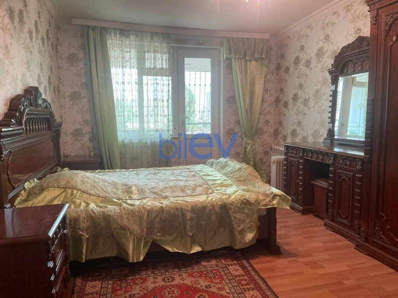 Aylıq Kirayə 2 otaqlı Köhnə Tikili bina evi  60m², Bakı