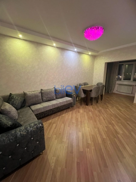 Aylıq Kirayə 2 otaqlı Köhnə Tikili bina evi  50m², Bakı