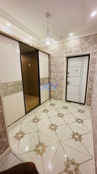 Aylıq Kirayə 3 otaqlı Yeni Tikili bina evi  110m², Bakı