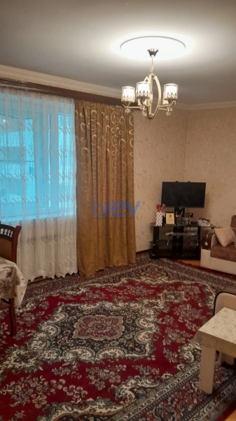 Aylıq Kirayə 2 otaqlı Yeni Tikili bina evi  82m², Bakı