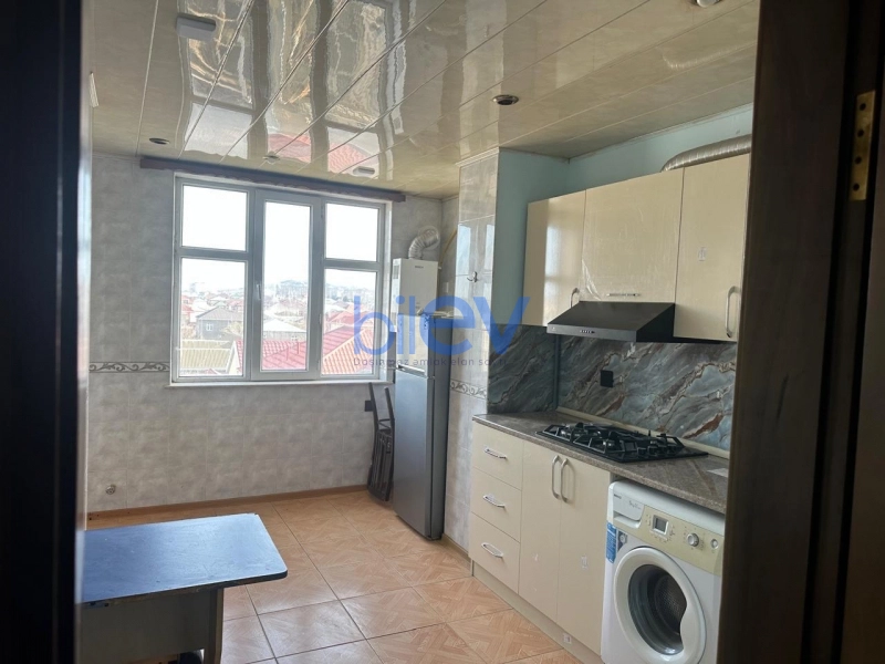 Aylıq Kirayə 2 otaqlı Köhnə Tikili bina evi  55m², Bakı