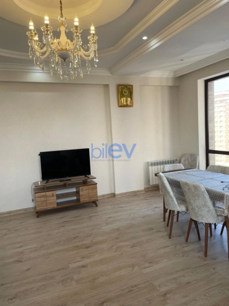 Aylıq Kirayə 3 otaqlı Yeni Tikili bina evi  120m², Bakı