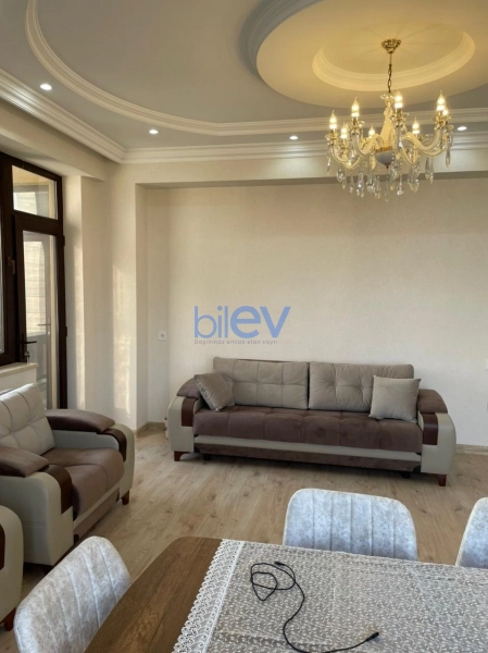 Aylıq Kirayə 3 otaqlı Yeni Tikili bina evi  120m², Bakı