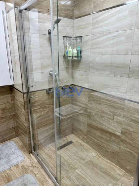 Aylıq Kirayə 3 otaqlı Köhnə Tikili bina evi  95m², Bakı