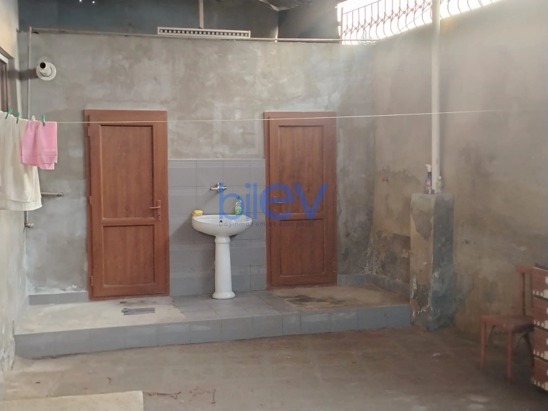 Satış 3 otaqlı Həyət evi  2m², Bakı