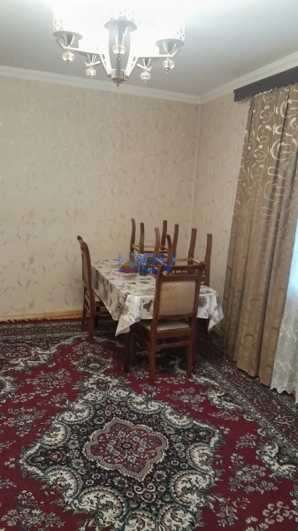 Aylıq Kirayə 2 otaqlı Yeni Tikili bina evi  82m², Bakı