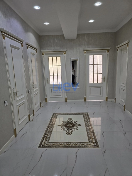 Aylıq Kirayə 3 otaqlı Yeni Tikili bina evi  100m², Bakı