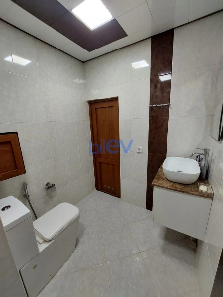 Satış 2 otaqlı Köhnə Tikili bina evi  58m², Bakı