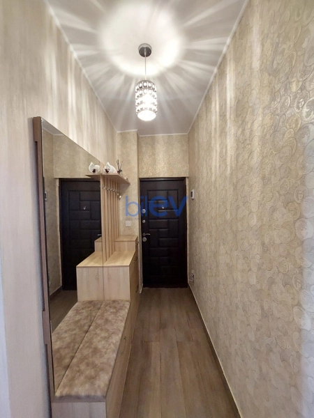 Satış 2 otaqlı Köhnə Tikili bina evi  58m², Bakı