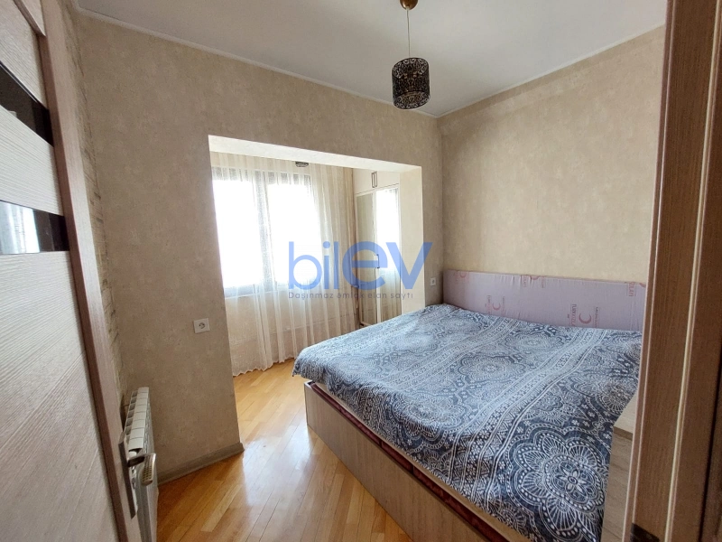Satış 2 otaqlı Köhnə Tikili bina evi  58m², Bakı