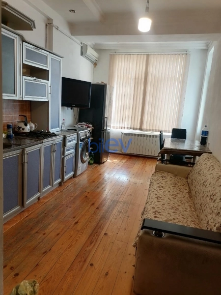 Aylıq Kirayə 2 otaqlı Yeni Tikili bina evi  100.00m², Bakı