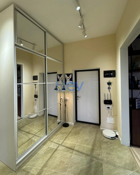 Aylıq Kirayə 2 otaqlı Yeni Tikili bina evi  110m², Bakı