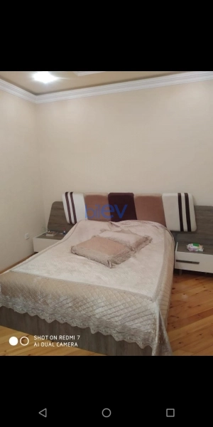 Aylıq Kirayə 3 otaqlı Yeni Tikili bina evi  80m², Bakı