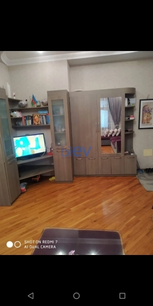 Aylıq Kirayə 3 otaqlı Yeni Tikili bina evi  80m², Bakı
