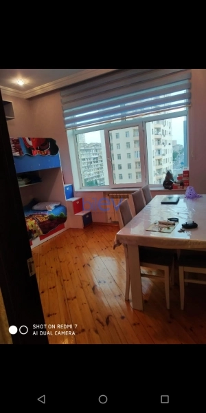 Aylıq Kirayə 3 otaqlı Yeni Tikili bina evi  80m², Bakı